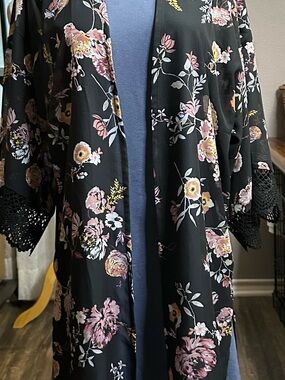 Black with Pink & Yellow Floral Lace-Trim Kimono Robe with a Smokey Blue Dress